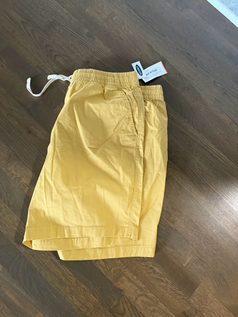 Old Navy Yellow Men's Drawstring Shorts